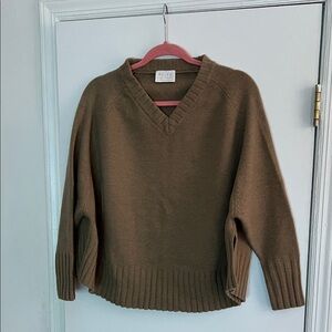 Women's V-Neck Sweater - Brown